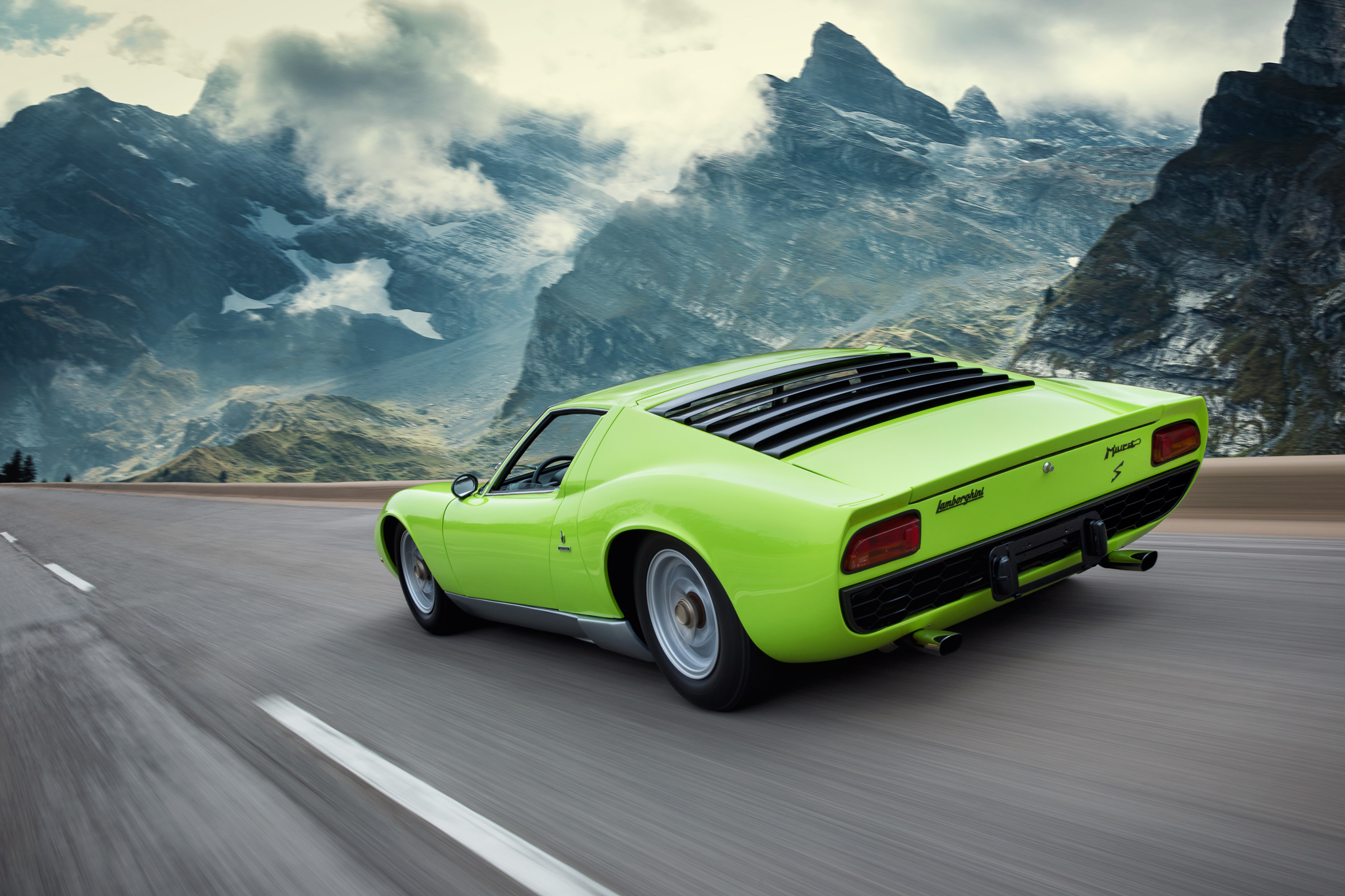 Mike Maez | Mike Maez Photography | 1970 Lamborghini Miura S