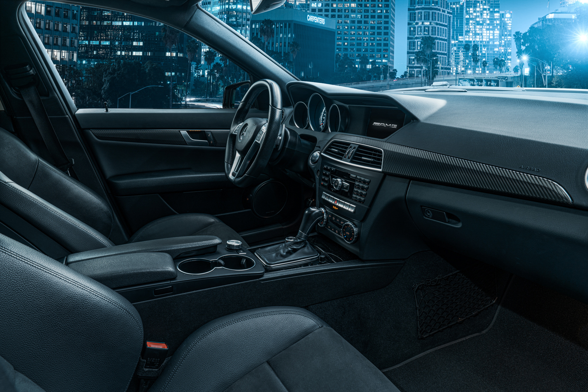 2014_Mercedes-Benz_C63_AMG-Interior.JPG