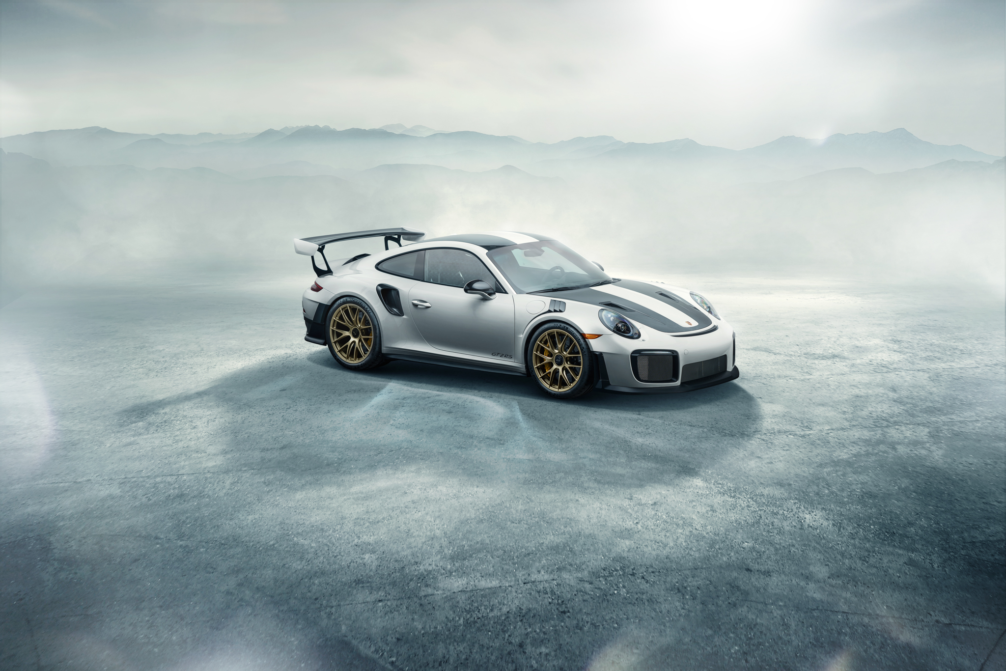991_GT2RS_Weissach_Mike_Maez-5